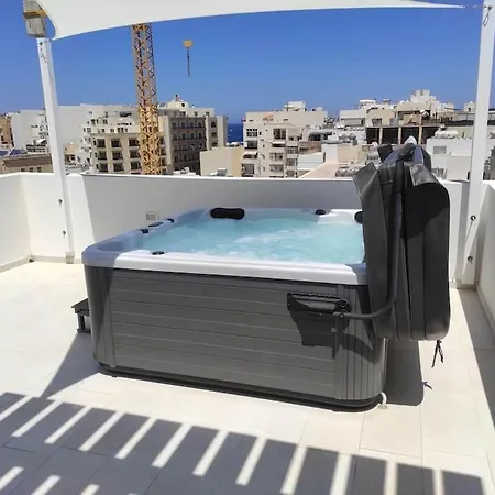 The Penthouse Suite @ Court Twenty-Five Sliema Exterior photo