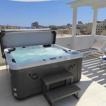 The Penthouse Suite @ Court Twenty-Five Sliema Exterior photo